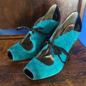 Poetic License Shoes Heels Mermaid Teal 6 1/2 EU 37 Kiss And Tell